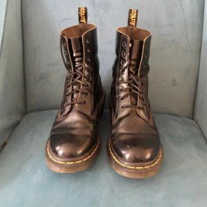 Dr. Martens Clemency 8-Eye Boot